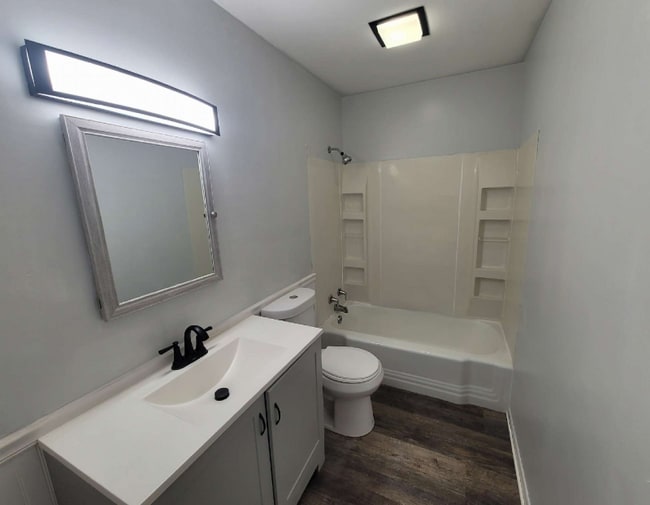 Building Photo - 4252 Postema Ct