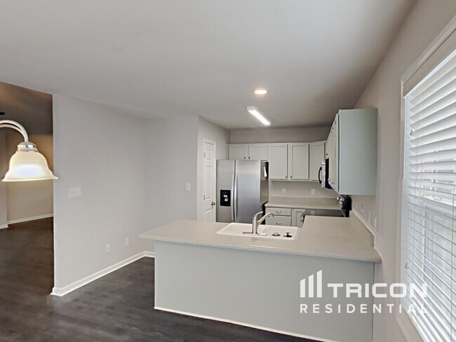 Building Photo - 210 Field Brook Dr