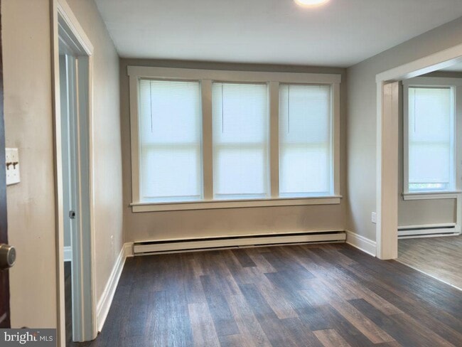 Foto del edificio - 122 Houston Ave