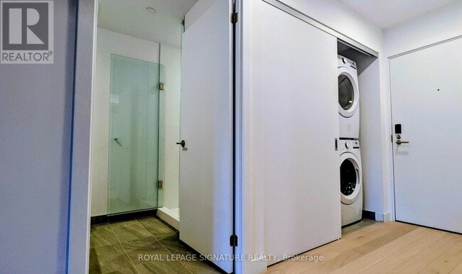 Photo du bâtiment - 1720 Bayview Ave