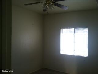 Building Photo - 423 S Mitchell Dr