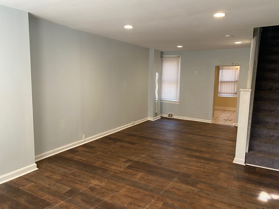Foto principal - 2619 W Silver St