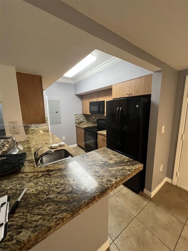 Photo - 231 SW 116th Ave House