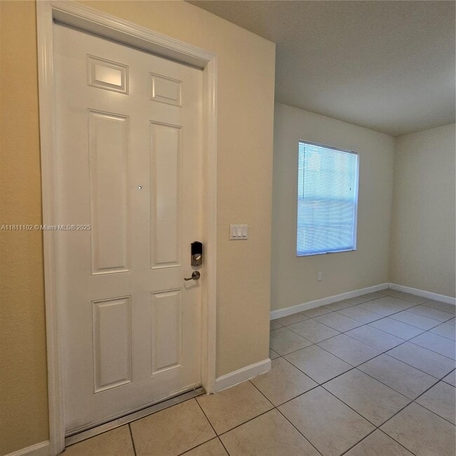 Foto del edificio - 9031 SW 227th St