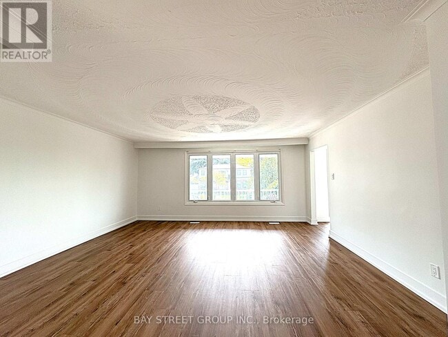 Building Photo - 170 Pleasant View Dr