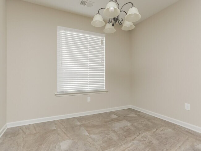 Building Photo - 8078 Baron Dr