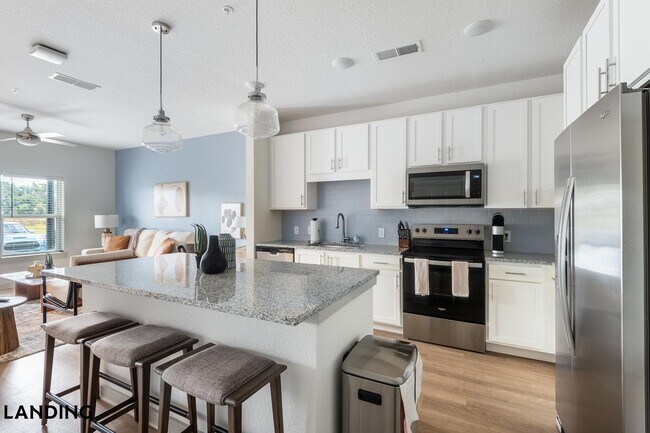 Foto del edificio - 12020 Brush Hl Rd