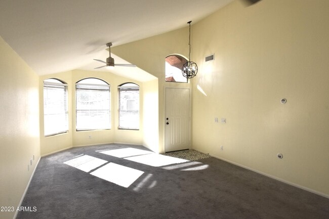 Building Photo - 10230 W Country Club Trail