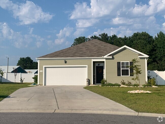 Building Photo - 268 Forestbrook Cove Cir