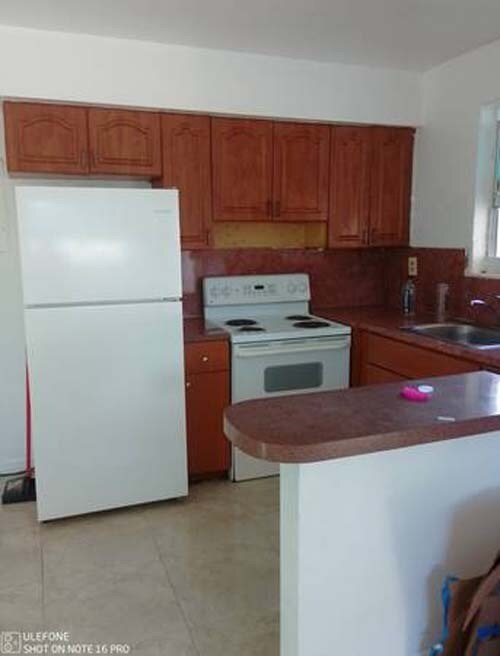 Foto del edificio - 60 NE 60th St