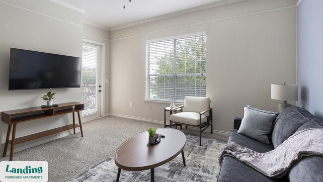 Building Photo - 6101 N Riverside Dr