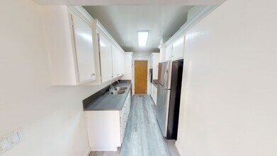 Interior Photo - Burton Plaza..Gorgeous Newly Remodeled Studio..Prime Location!