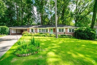 Building Photo - 2038 S Akin Dr
