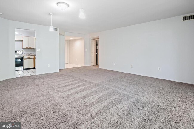 Foto del edificio - 2901 Fallstaff Rd