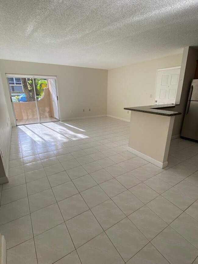 Living Room - 4750 NW 102nd Ave