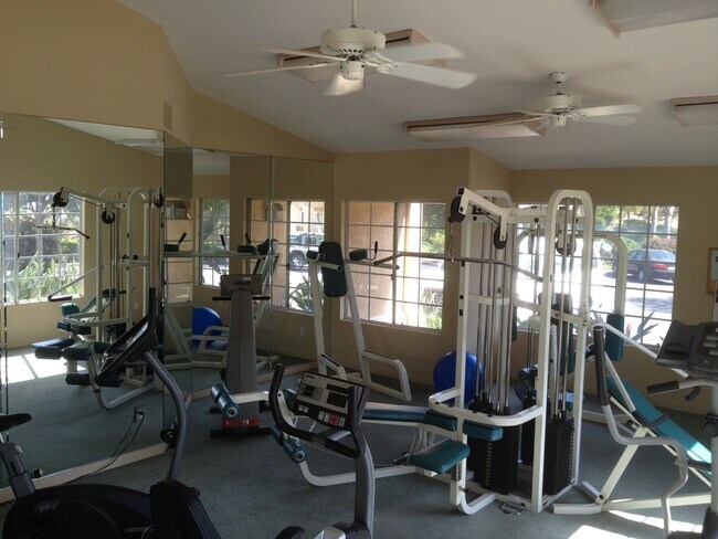 Building Photo - Great Ocean View Condo in La Costa, 1 bed/...