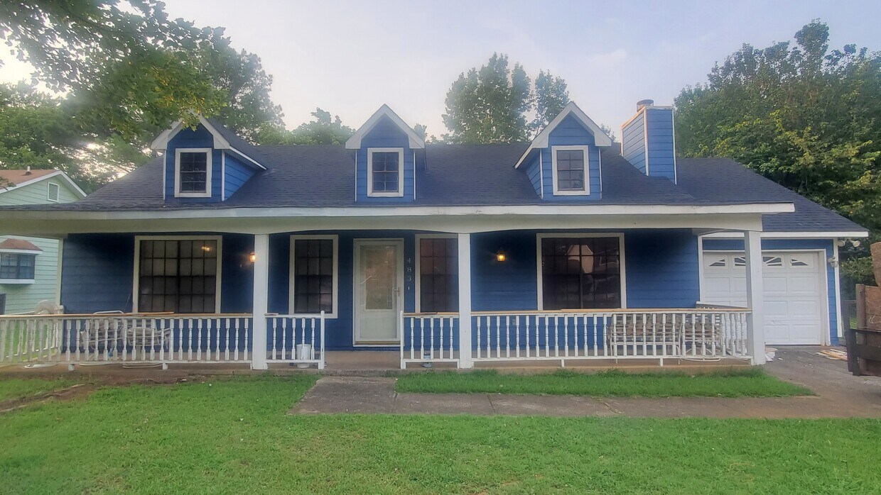 Primary Photo - 483 Brookfield Way