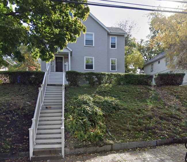 Building Photo - 40 Ridgemont St