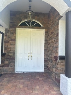 Building Photo - 196 6th St