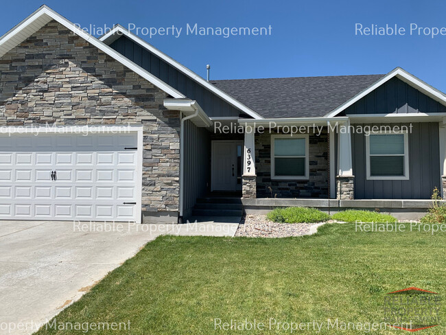 Building Photo - 6397 Glen Abby Cir