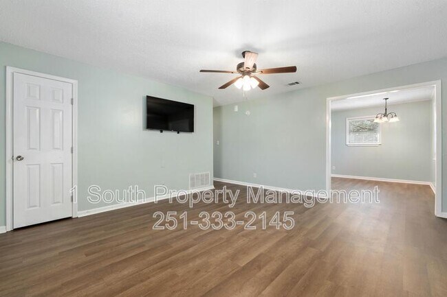 Foto del edificio - 8983 Larry Dr