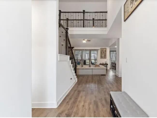 Building Photo - 1718 Veneto Dr