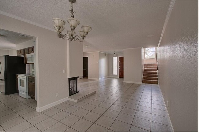 Building Photo - 8402 Tallwood Dr