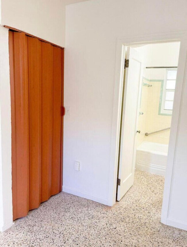 Foto del edificio - 308 S Ocean Blvd