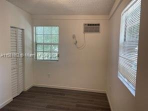 Foto del edificio - 550 NW 1st St