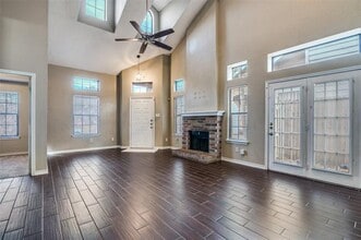 Building Photo - 4803 Clover Haven St