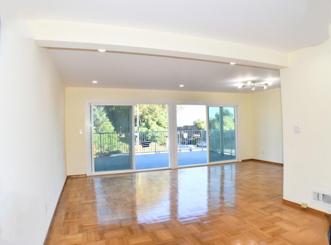 Foto principal - 286 Roosevelt Way