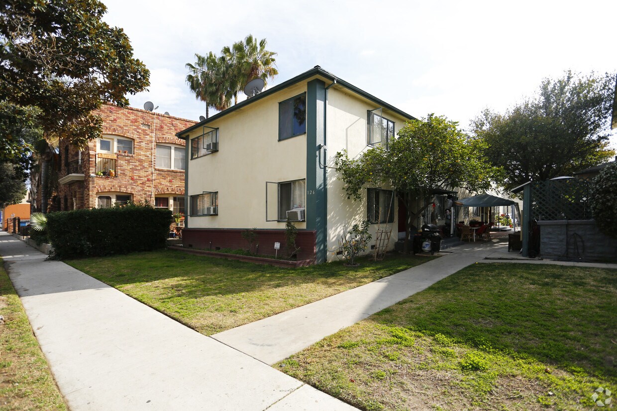 Foto principal - 126-128 W Elk Ave