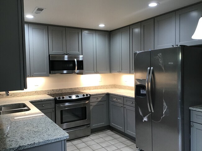 Foto del edificio - 5802 Edith Ct