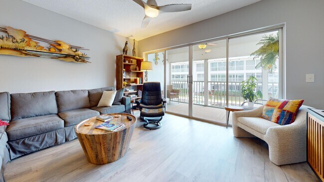 Foto del edificio - 1856 SW Palm City Rd