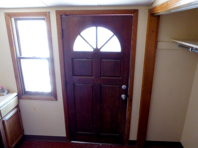 Foto del edificio - 1302 S Overland Trail
