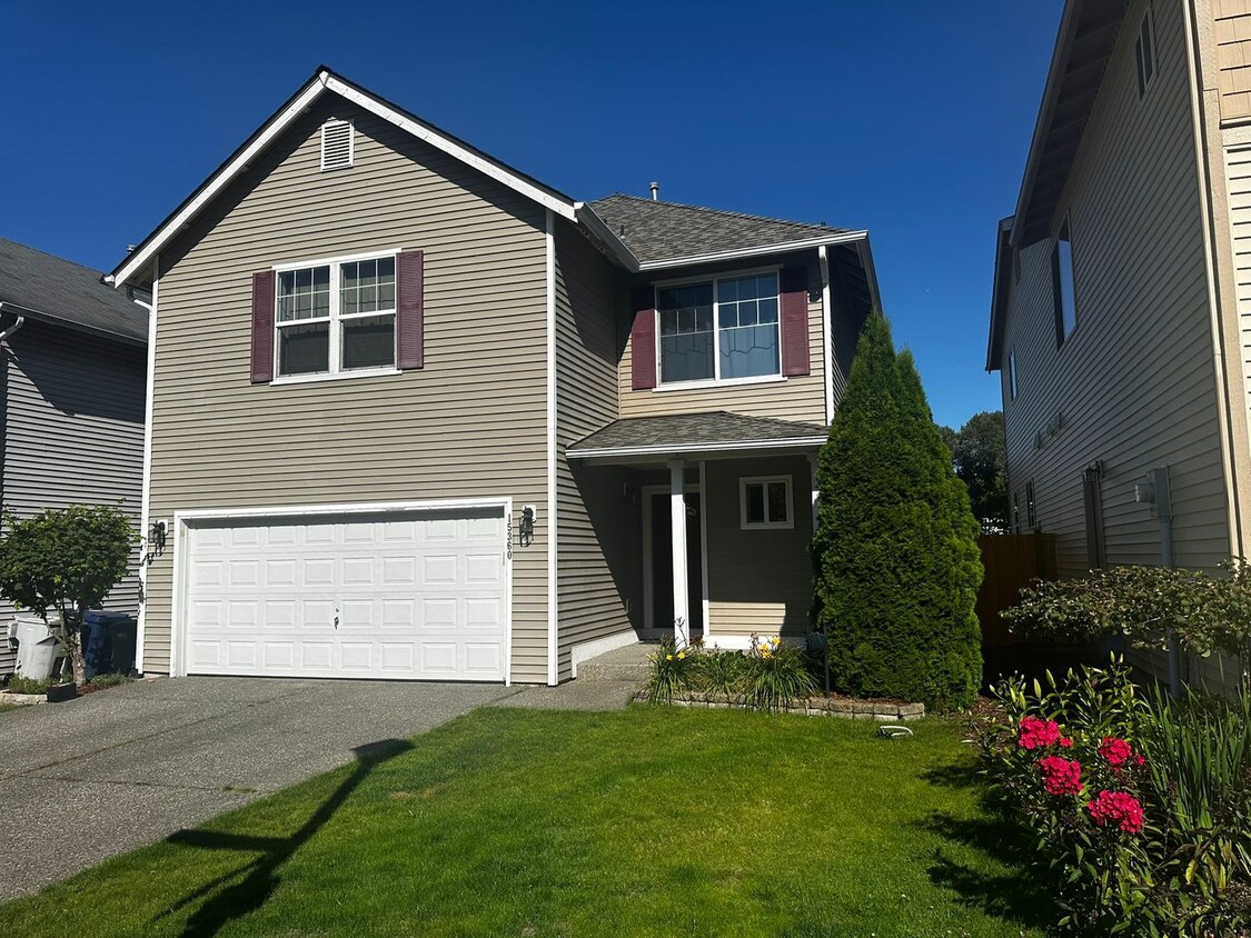 Primary Photo - 3bd/2.5ba Renton House
