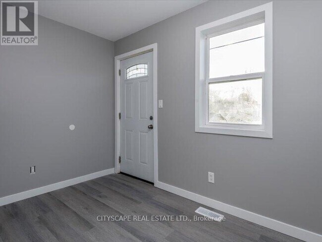 Building Photo - A - 148 DUNDEDIN STREET