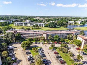 Building Photo - 3203 Portofino Point
