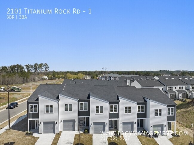 Foto del edificio - 2101 Titanium Rock Rd