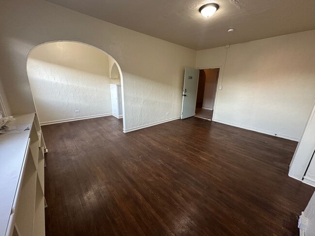Interior Photo - Walnut Manor