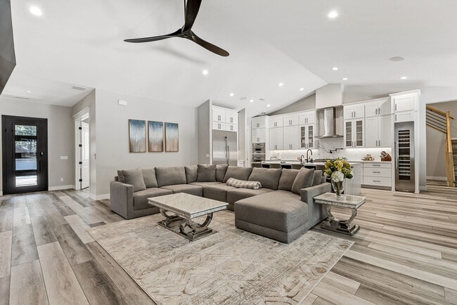 Building Photo - 3346 S Breton Dr