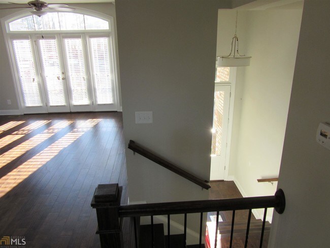 Building Photo - 7838 Laurel Crest Dr