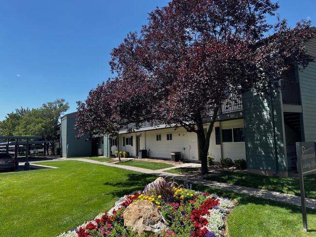 Building Photo - Aspenwood Apartments