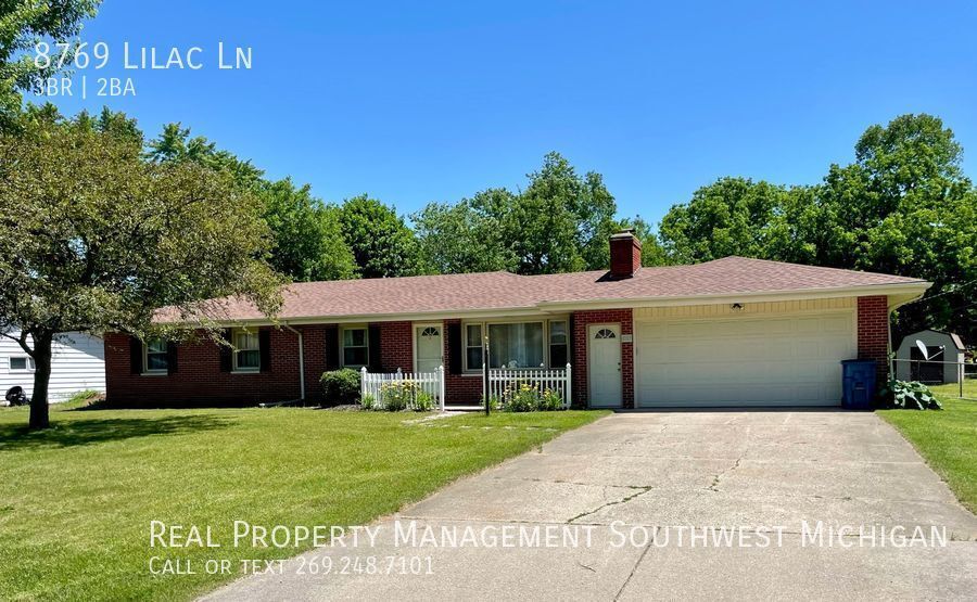 Foto principal - 8769 Lilac Ln