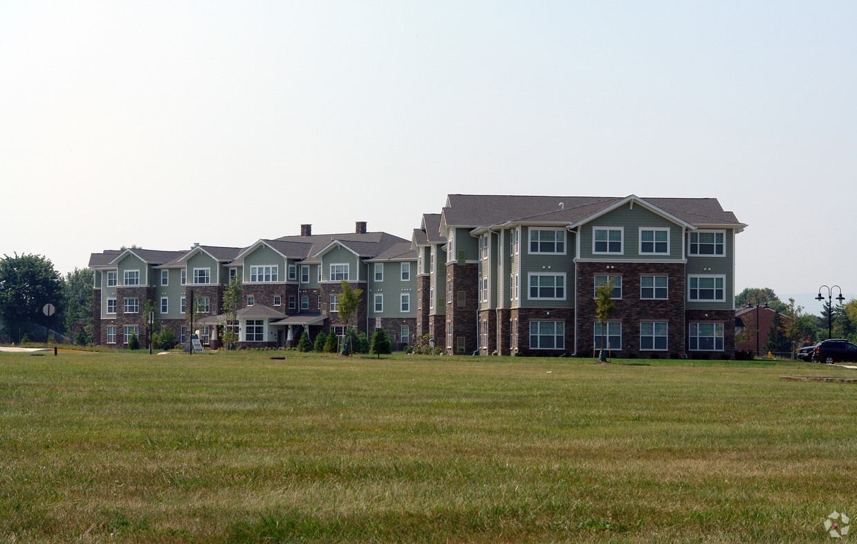 Primary Photo - Victoria Park at Walkersville Senior Apart...