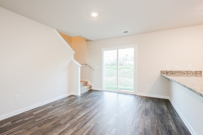 Foto del edificio - 2127 Southlea Dr