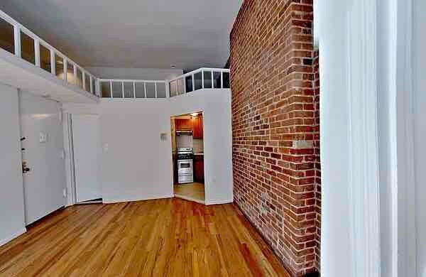 Primary Photo - 140 W 82nd St