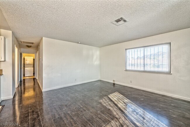 Building Photo - 6992 Kepler Dr
