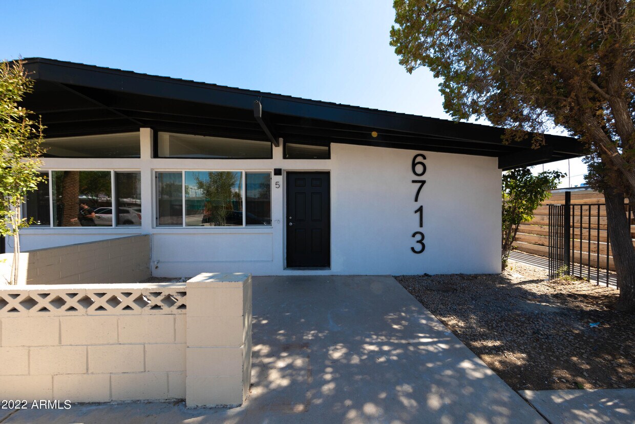 6713 E Monterey Way Unit 6, Scottsdale, AZ 85251 Apartment for Rent