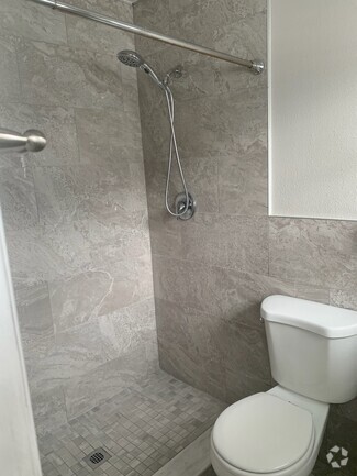 Building Photo - 4828 Haines Cir